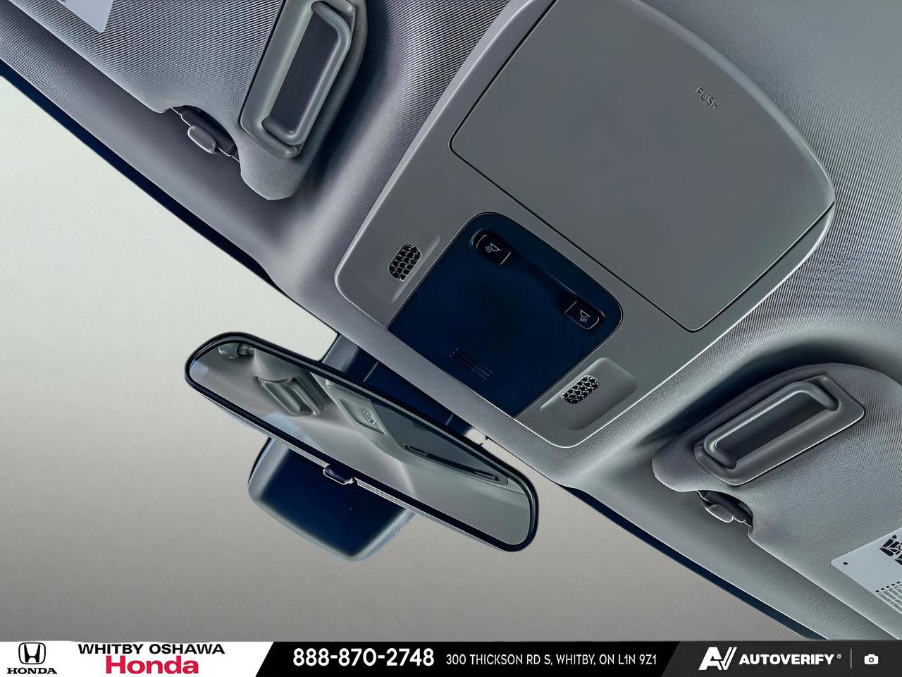 2024 Toyota Camry SE Photo