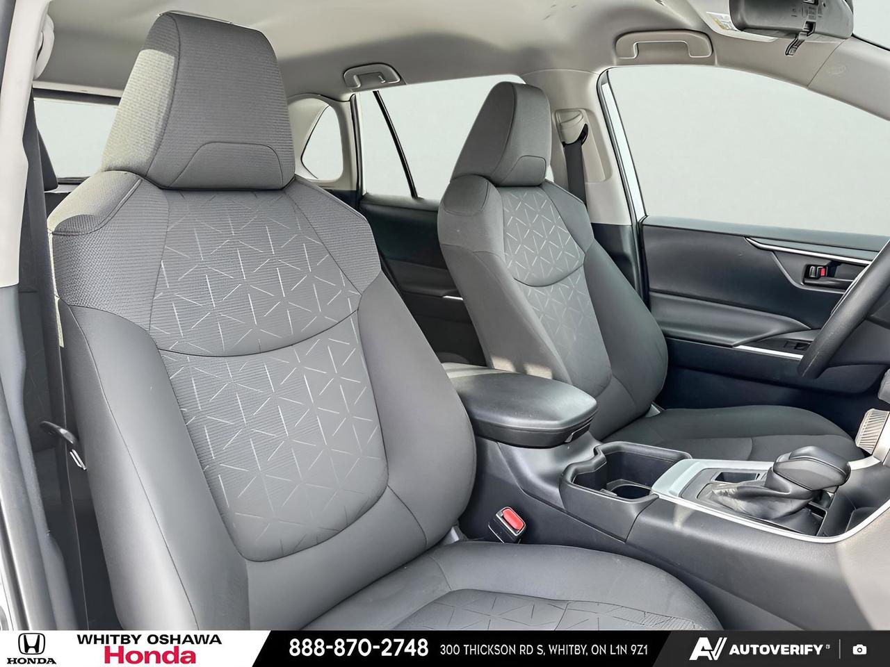 2024 Toyota RAV4 LE Photo