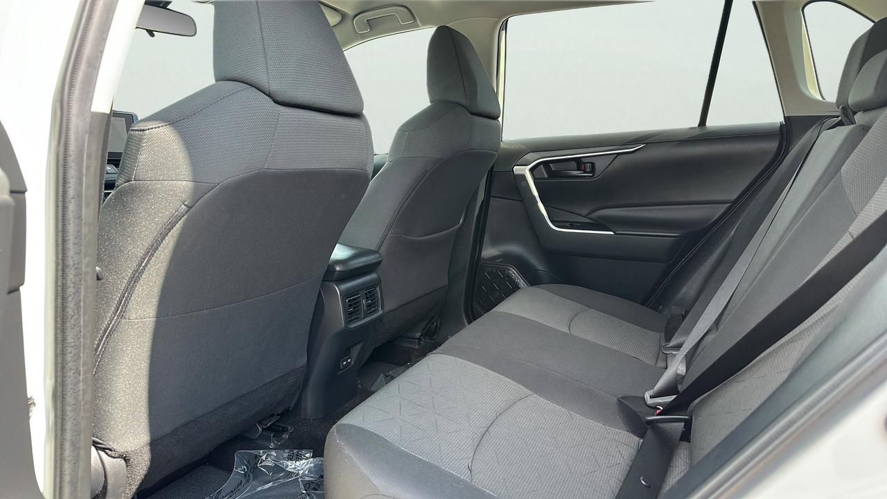 2024 Toyota RAV4 LE Photo