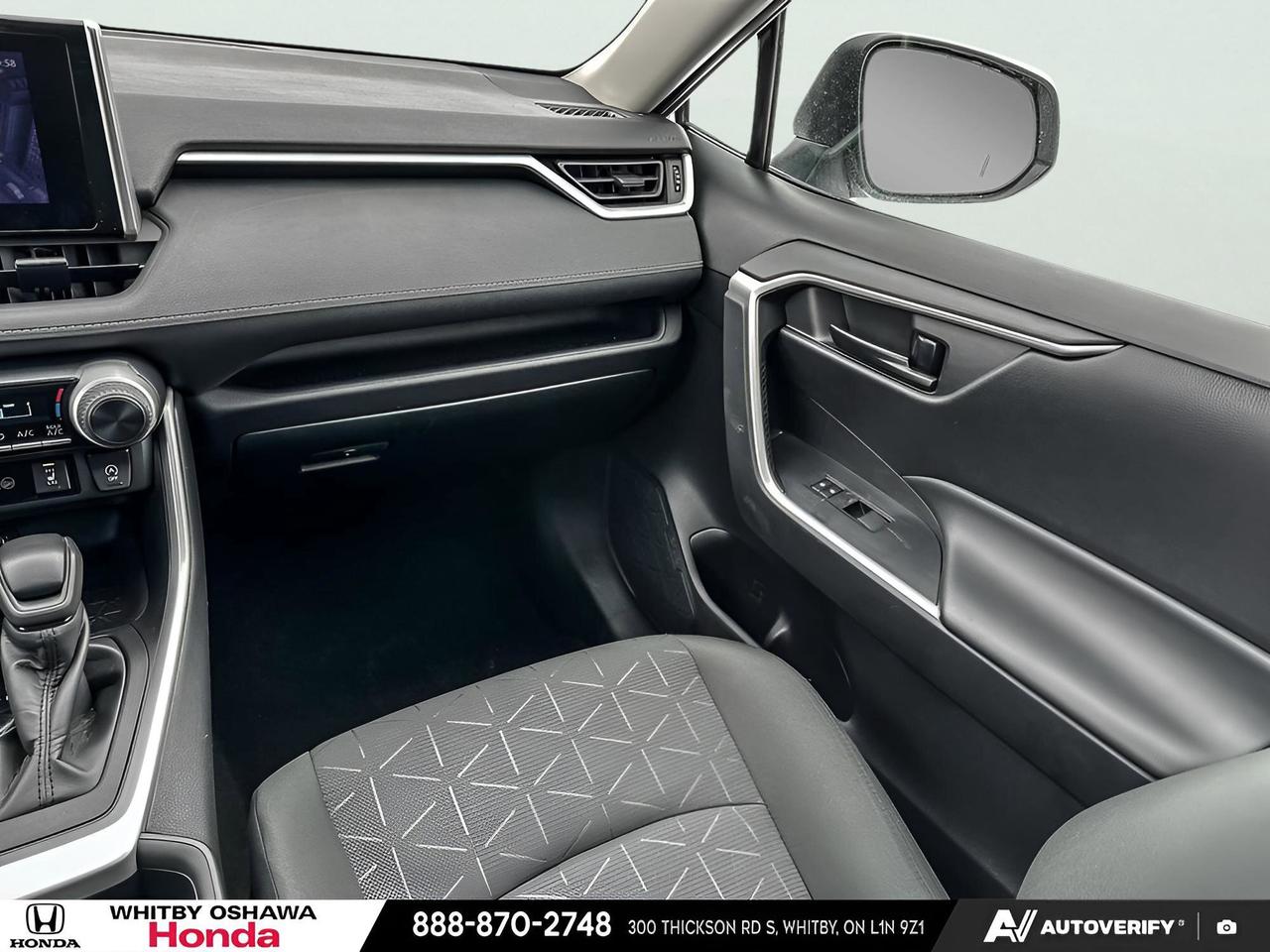 2024 Toyota RAV4 LE Photo