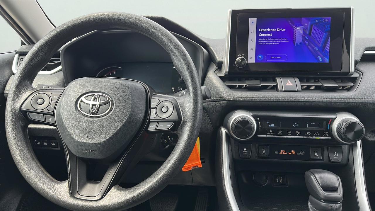 2024 Toyota RAV4 LE Photo