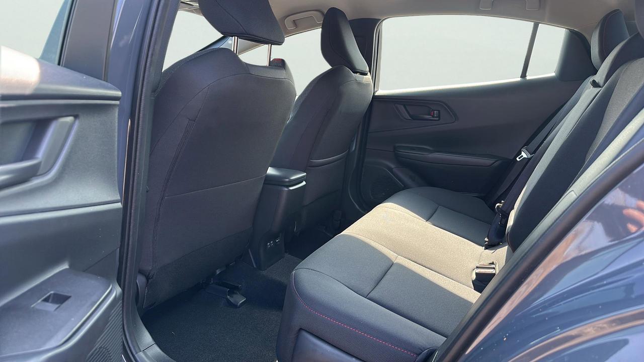 2025 Toyota Prius Plug-In Hybrid XSE Premium Photo