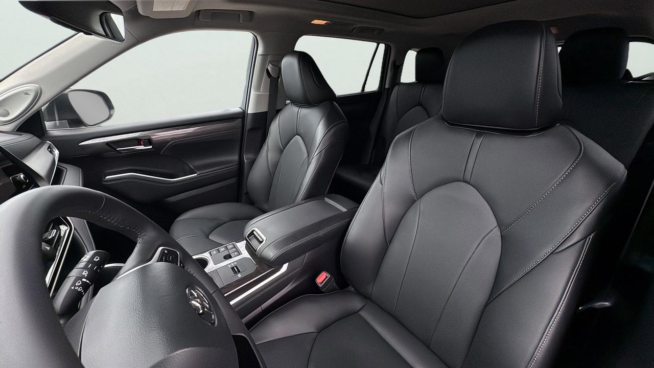2025 Toyota Highlander Hybrid LIMITED Photo