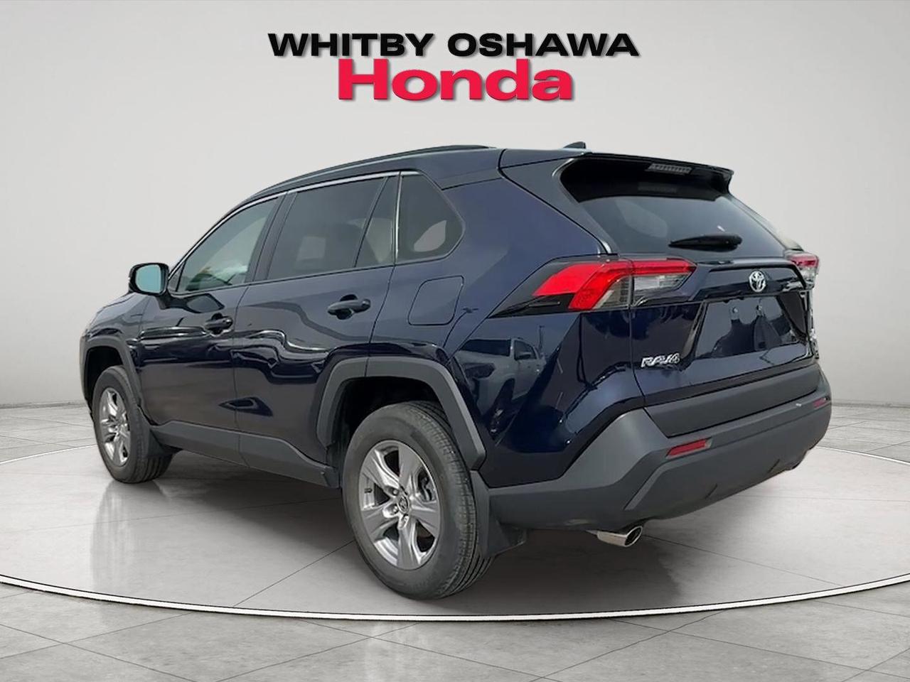 2025 Toyota RAV4 XLE Photo2