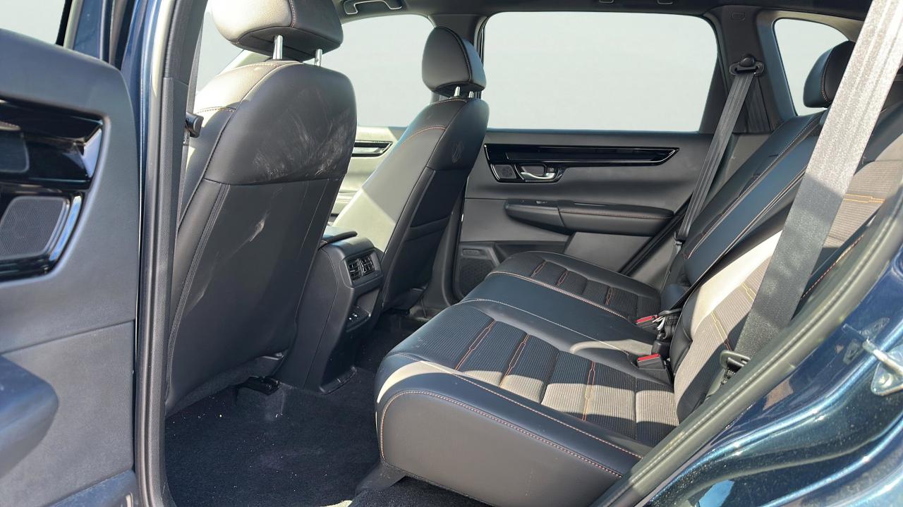 2024 Honda CR-V Hybrid Touring Photo