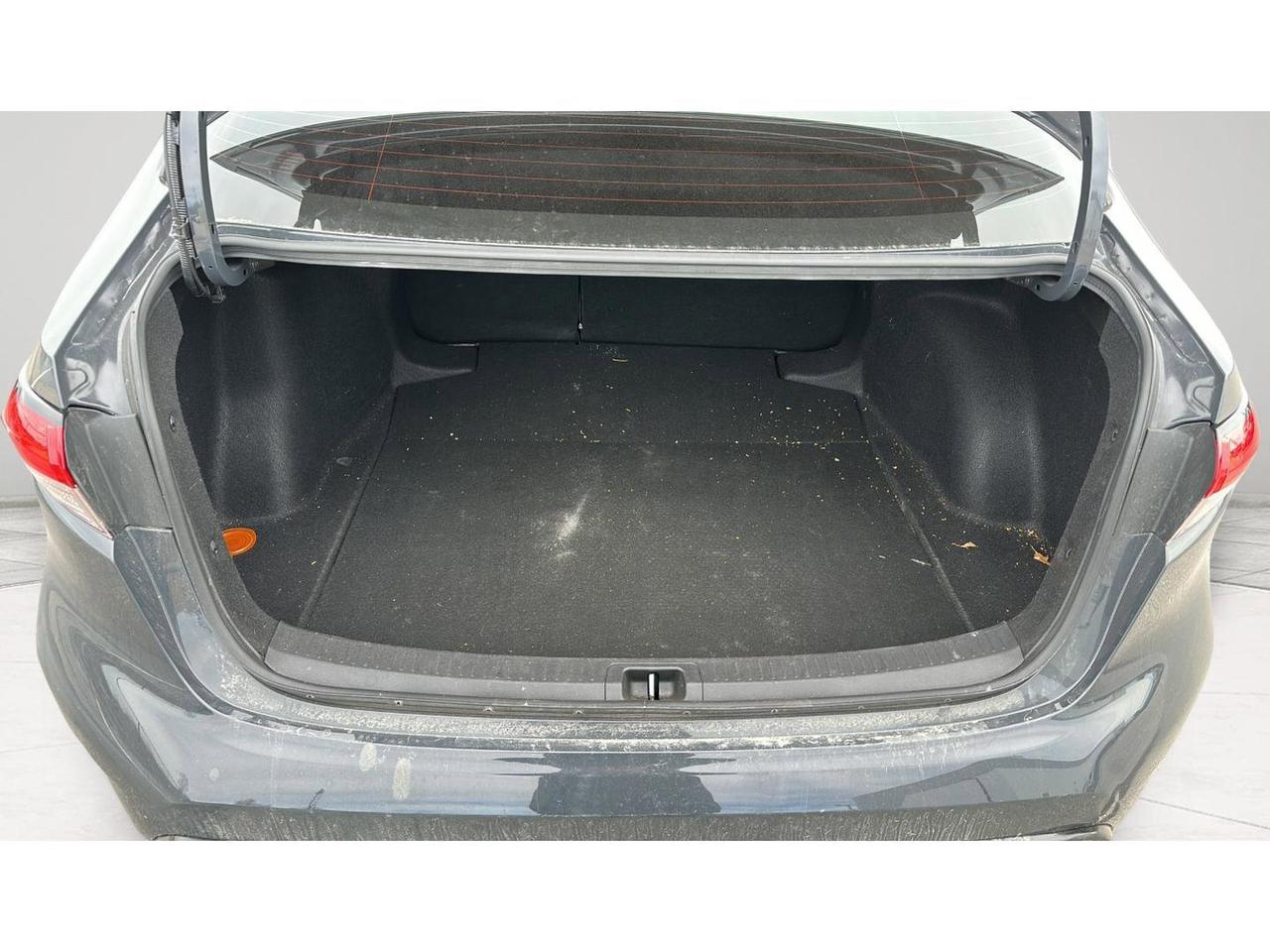2024 Toyota Corolla SE Photo