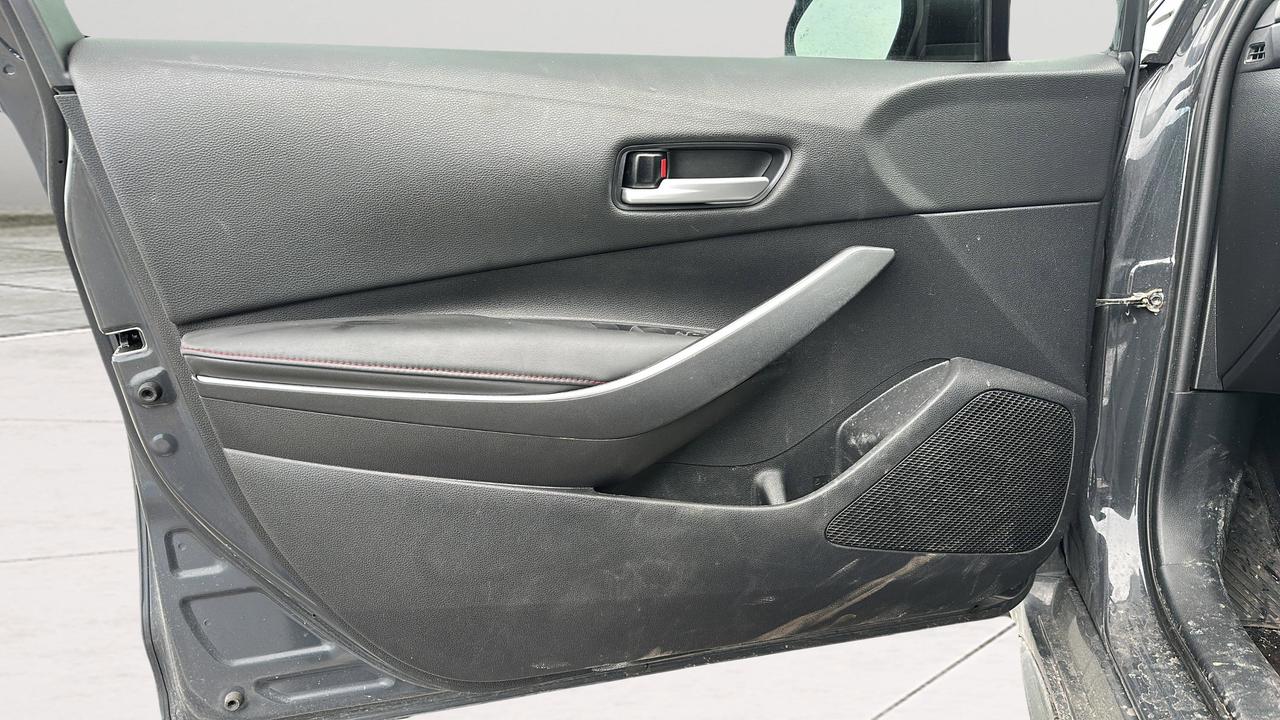 2024 Toyota Corolla SE Photo