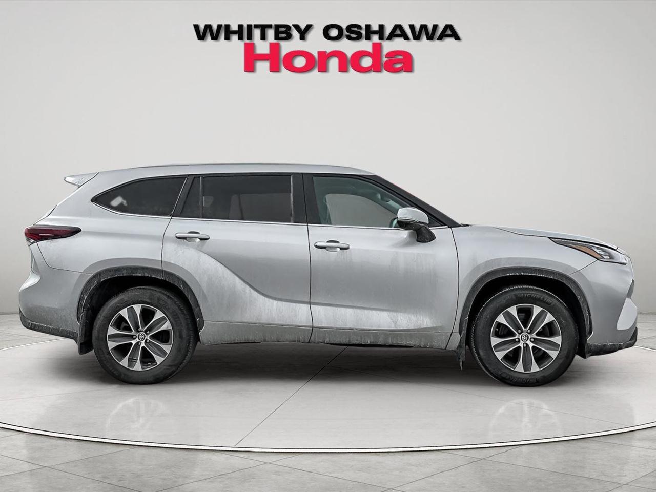 2024 Toyota Highlander XLE Photo