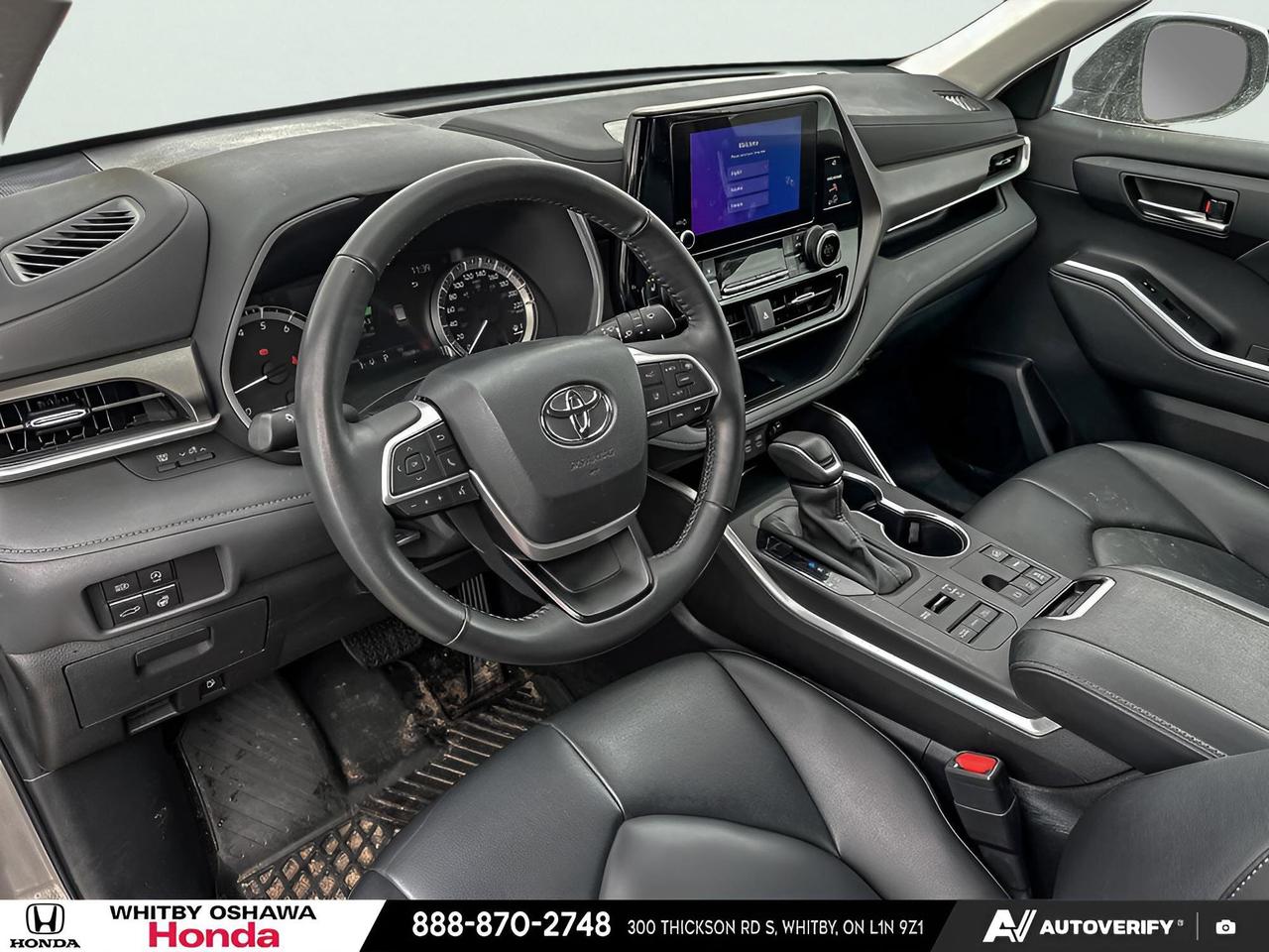 2024 Toyota Highlander XLE Photo