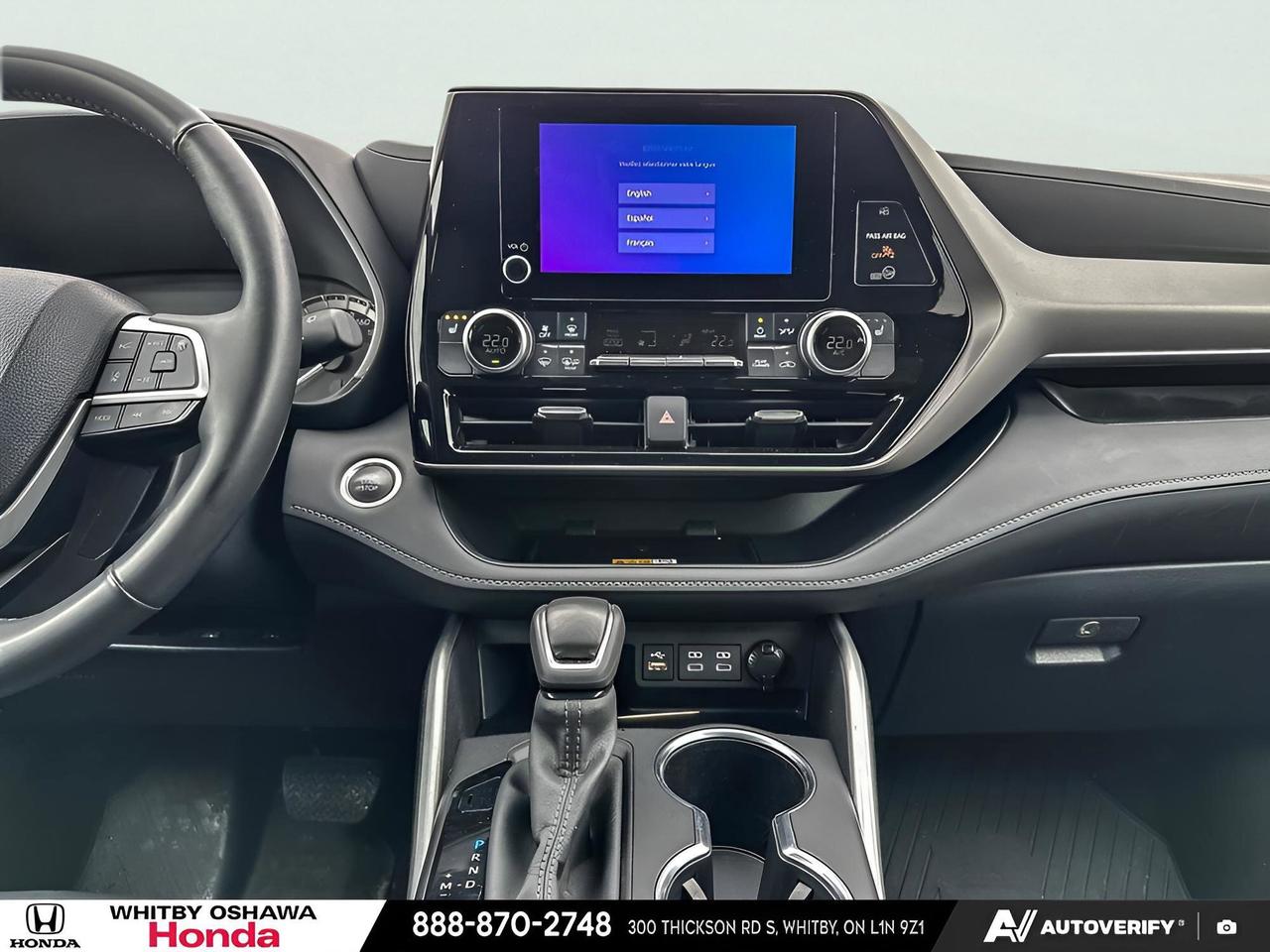 2024 Toyota Highlander XLE Photo