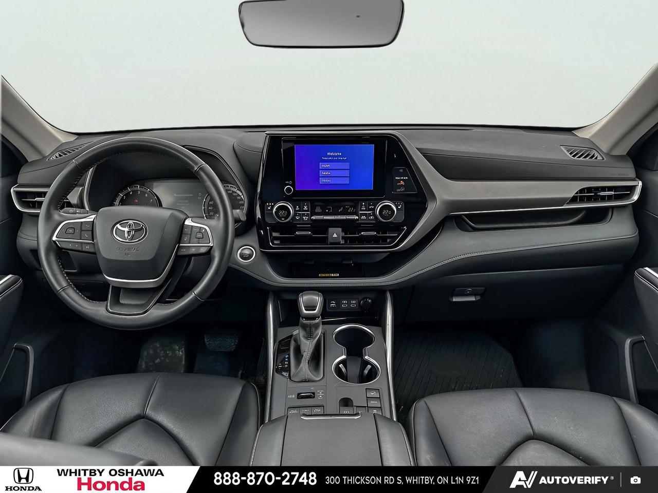 2024 Toyota Highlander XLE Photo