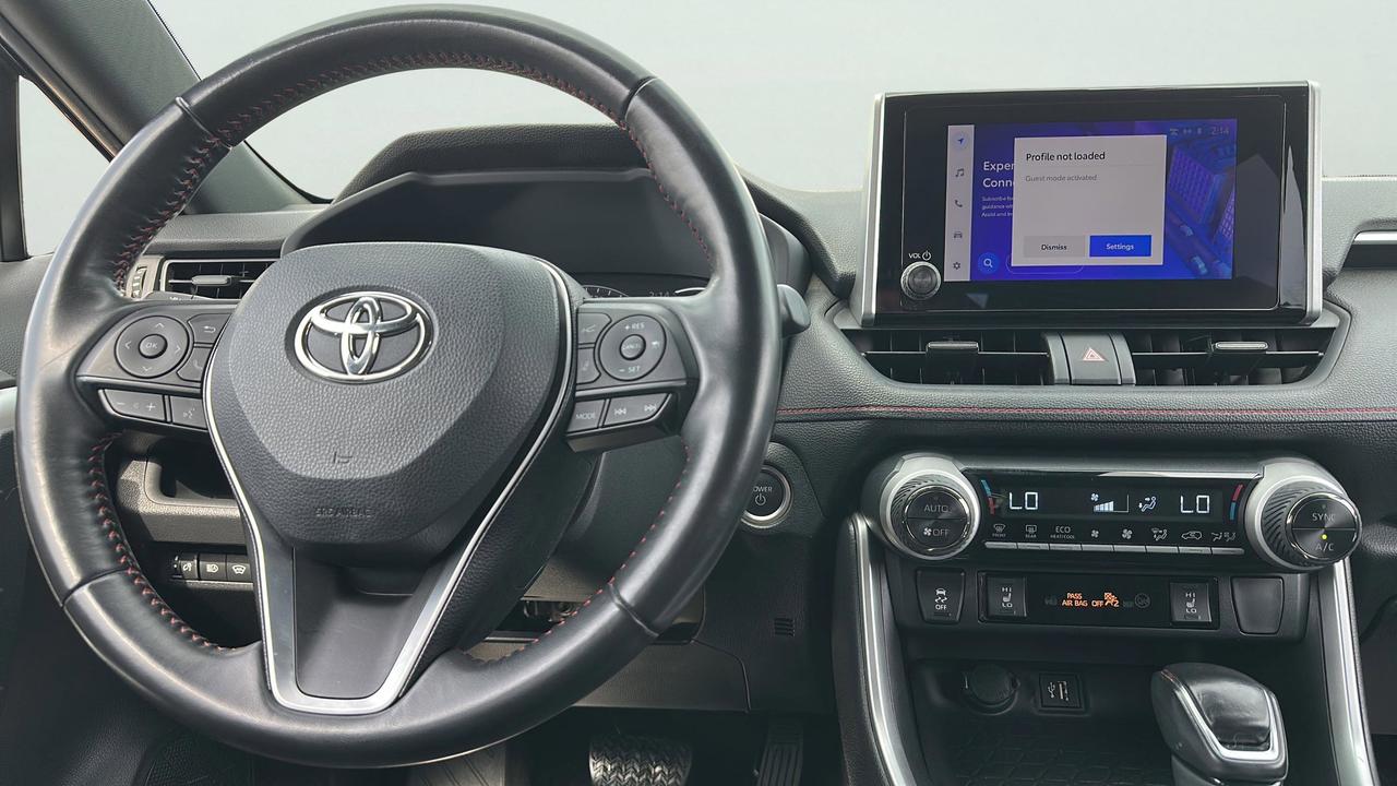 2023 Toyota RAV4 Prime XSE Photo
