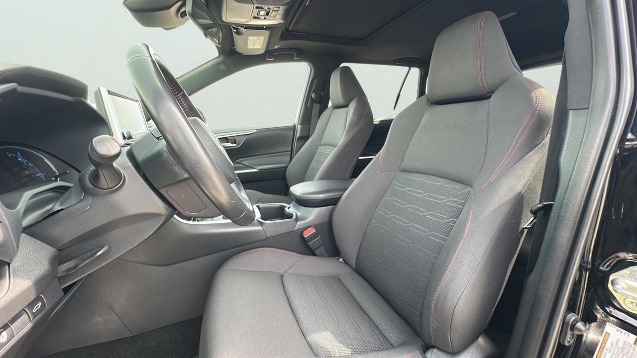 2023 Toyota RAV4 Prime XSE Photo