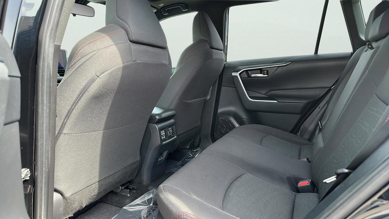 2023 Toyota RAV4 Prime XSE Photo