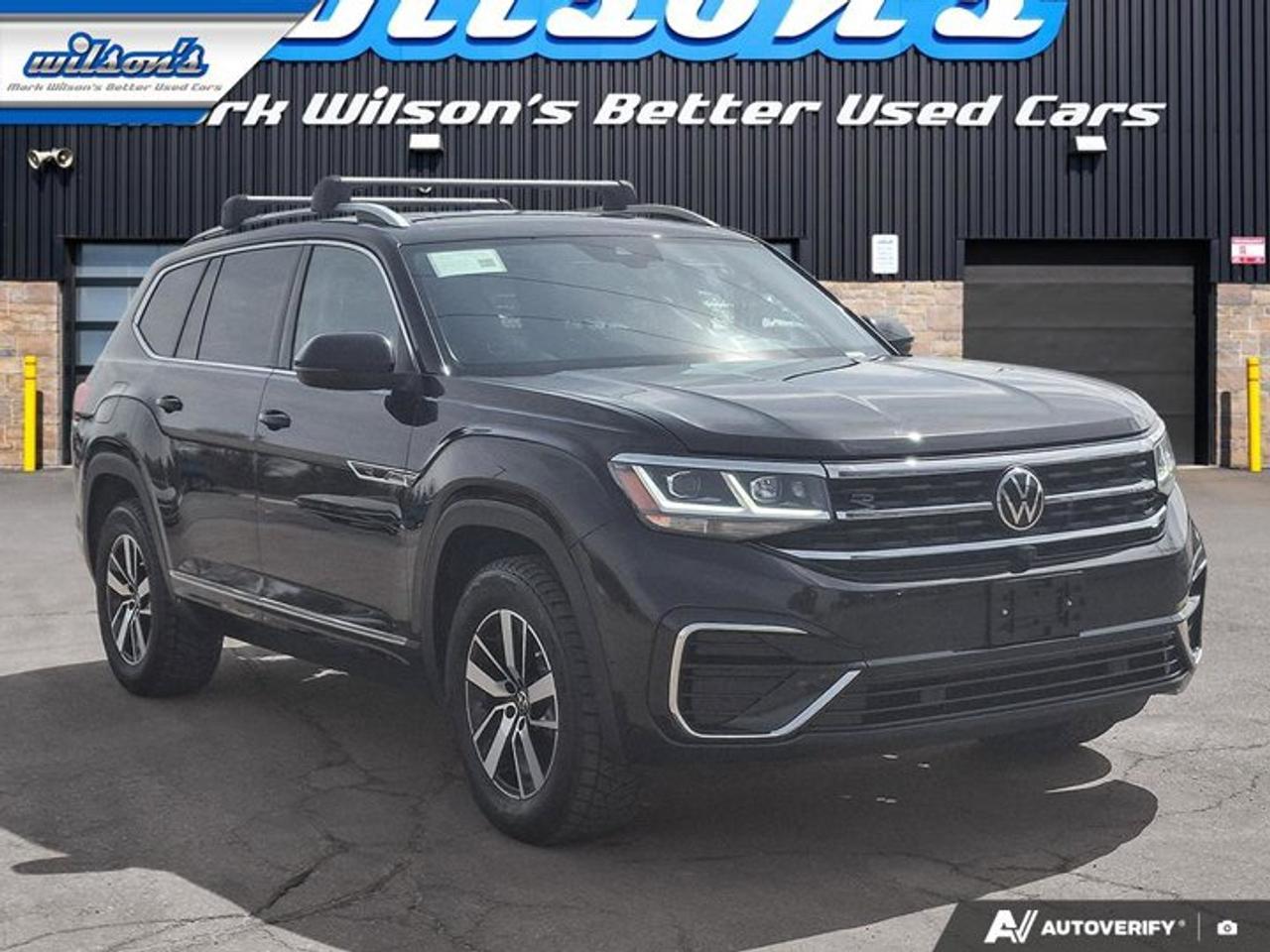 2023 Volkswagen Atlas Execline 4Motion | V6 | Leather | Pano Roof | Heated + Ventilated Seats | Heated Steering & More ! Photo