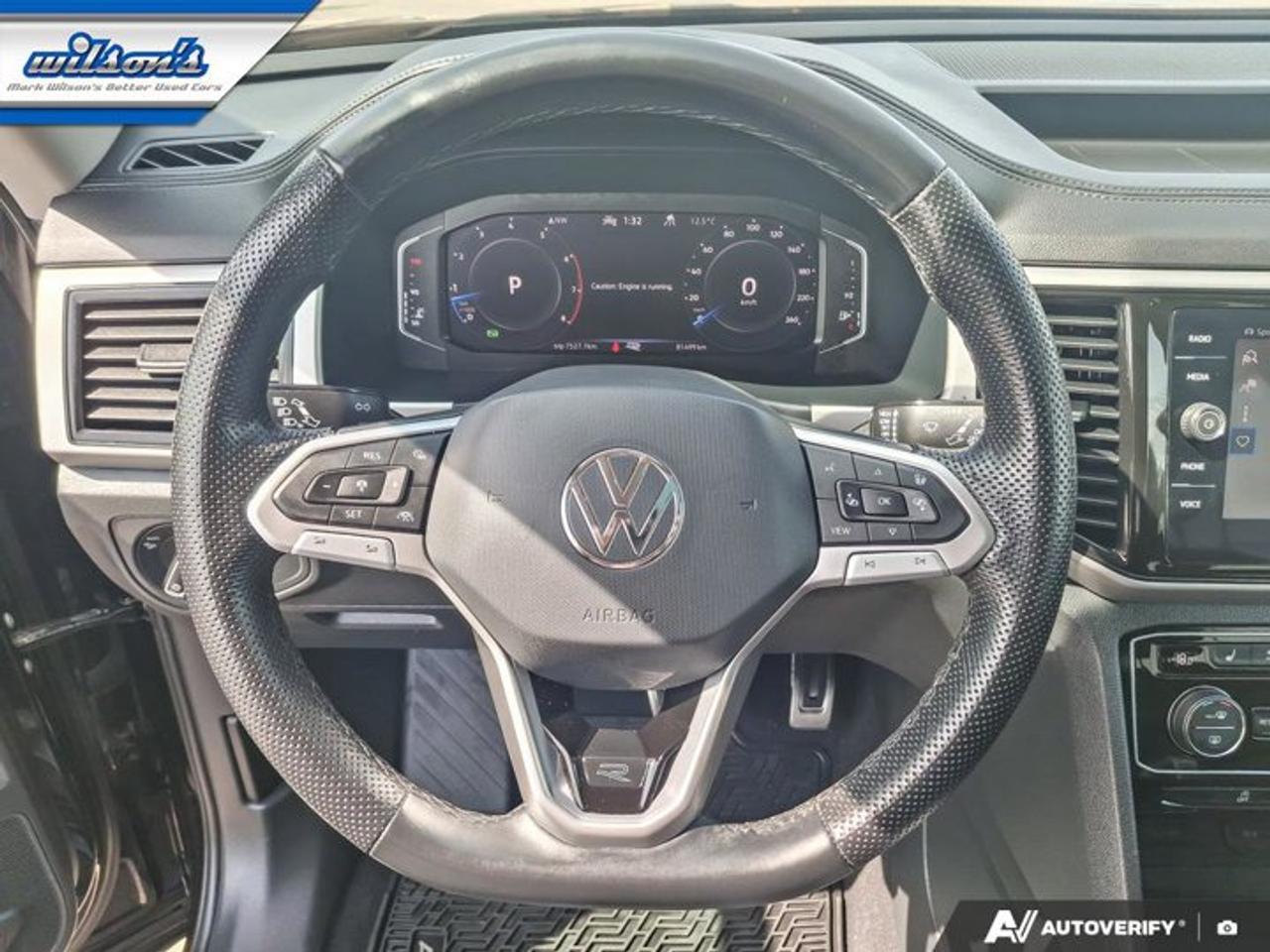 2023 Volkswagen Atlas Execline 4Motion | V6 | Leather | Pano Roof | Heated + Ventilated Seats | Heated Steering & More ! Photo