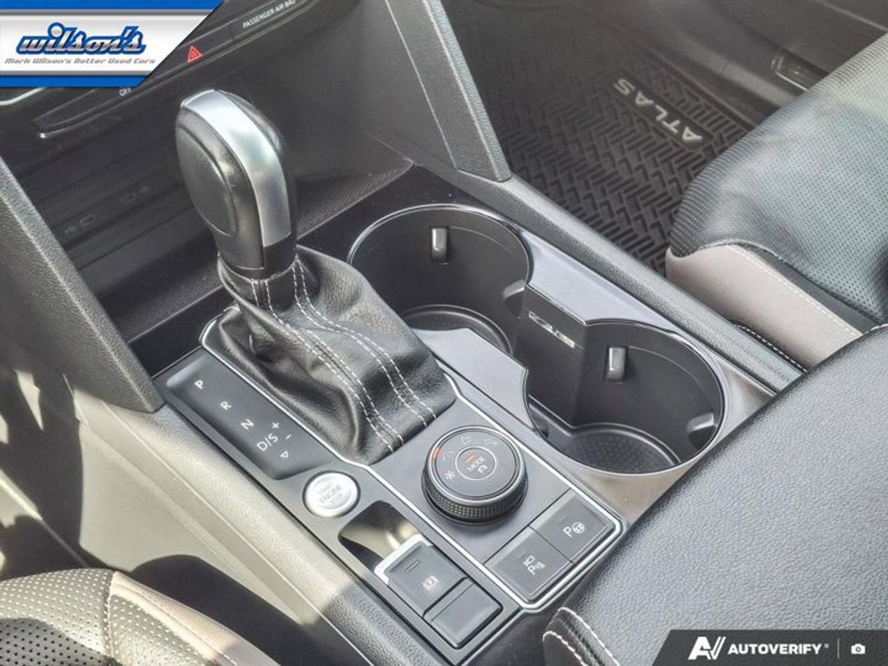 2023 Volkswagen Atlas Execline 4Motion | V6 | Leather | Pano Roof | Heated + Ventilated Seats | Heated Steering & More ! Photo