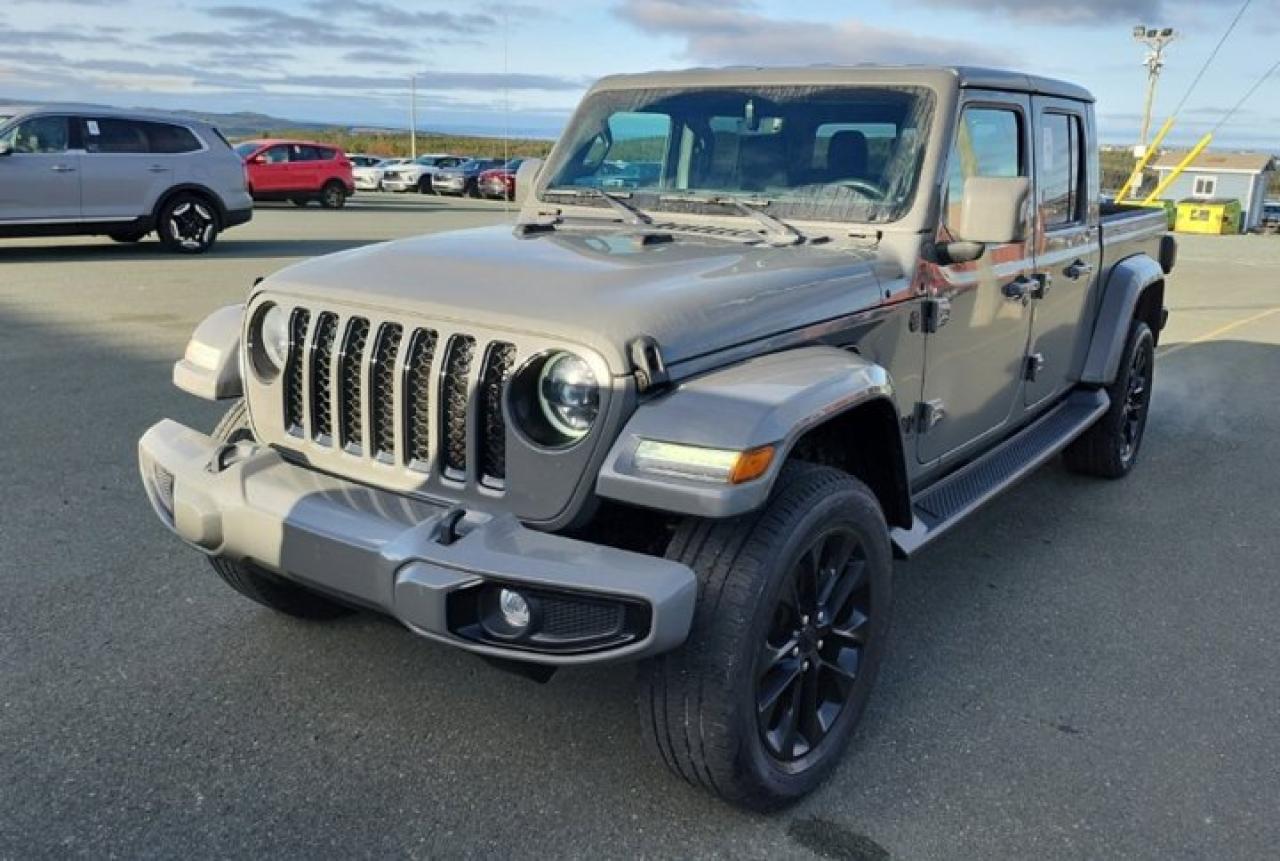 2023 Jeep Gladiator High Altitude 4X4 | Leather | Tow Pkg | Nav | Heated Wheel + Seats | Alpine Audio | and More ! Photo