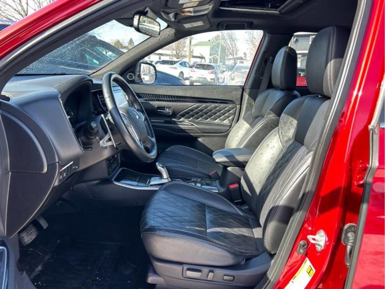 2020 Mitsubishi Outlander Phev GT S-AWC | Leather | Sunroof | Nav | Adaptive Cruise | 360 Camera | Heated Wheel + Seats | and More! Photo