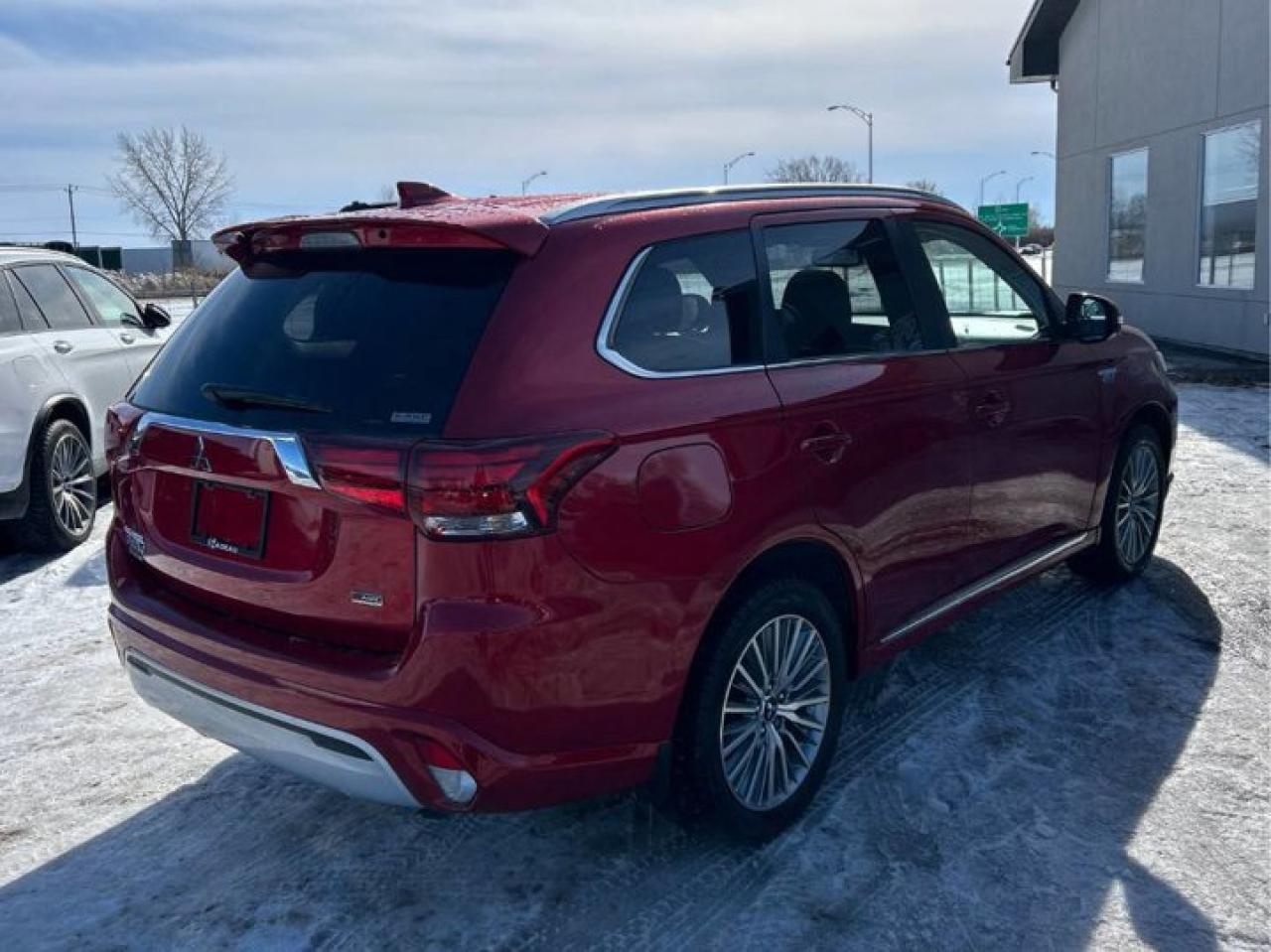 2020 Mitsubishi Outlander Phev GT S-AWC | Leather | Sunroof | Nav | Adaptive Cruise | 360 Camera | Heated Wheel + Seats | and More! Photo