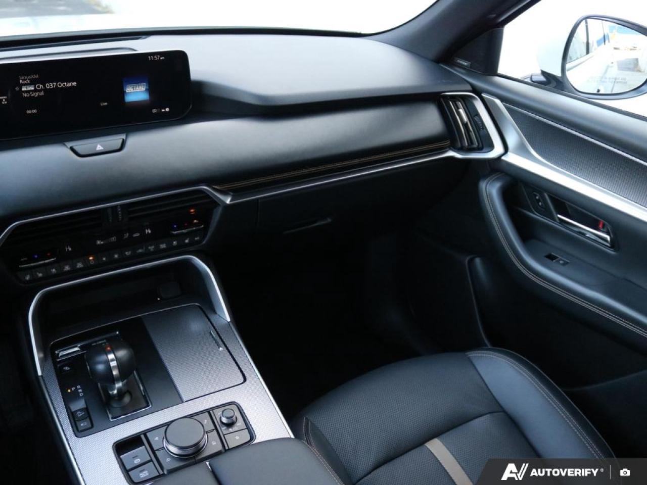 2024 Mazda CX-90 PHEV GT Photo