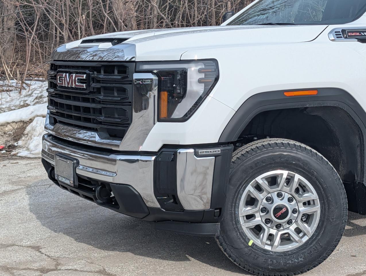 2026 GMC SIERRA 2500HD Pro Photo2