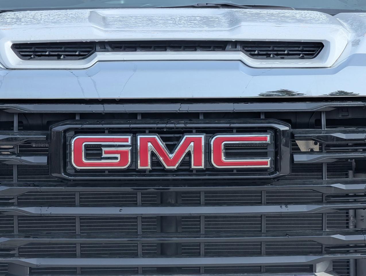 2026 GMC SIERRA 2500HD Pro Photo