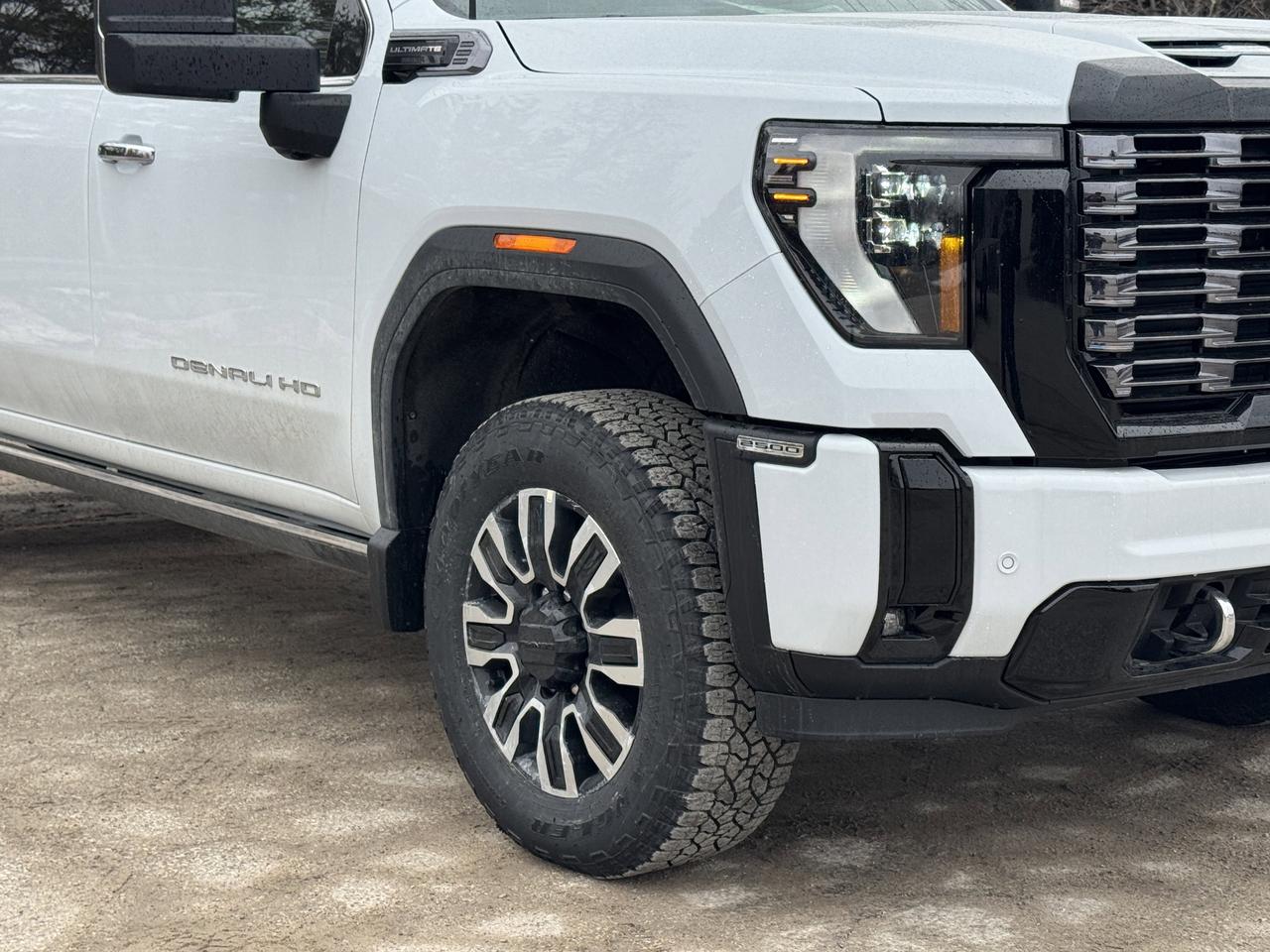 2026 GMC SIERRA 2500HD Denali Ultimate Photo