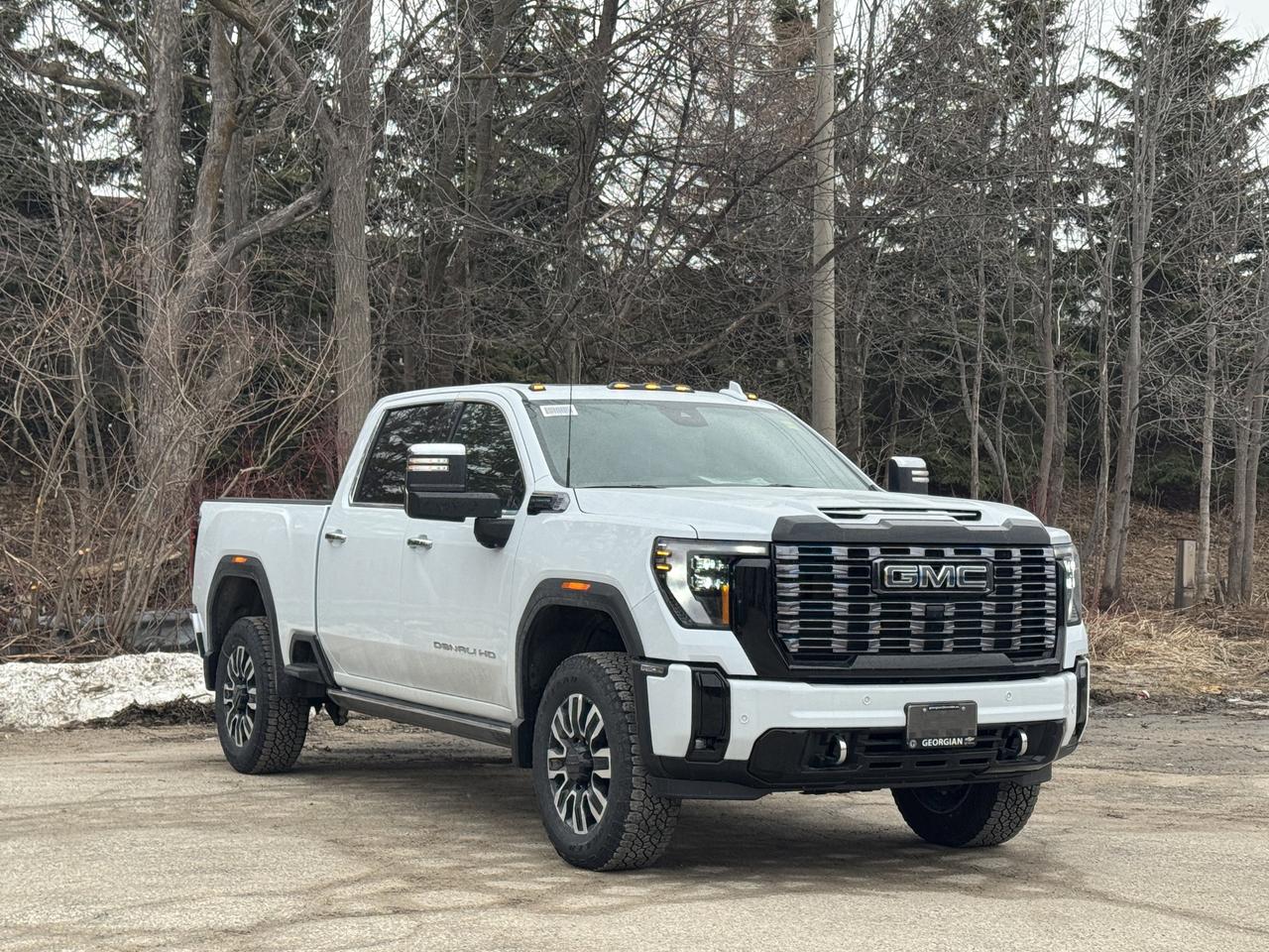 2026 GMC SIERRA 2500HD Denali Ultimate Photo2