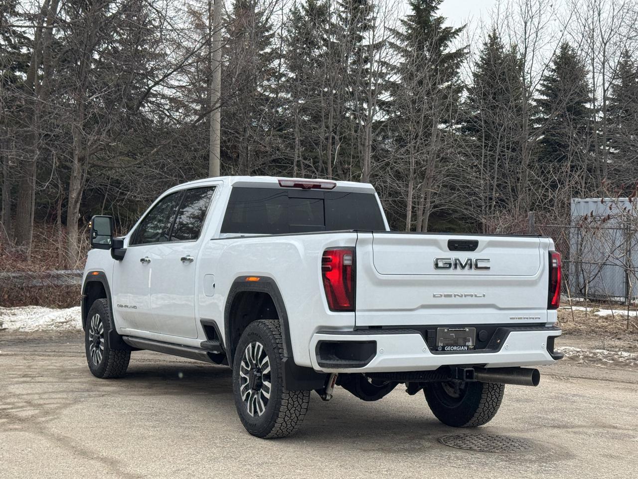2026 GMC SIERRA 2500HD Denali Ultimate Photo