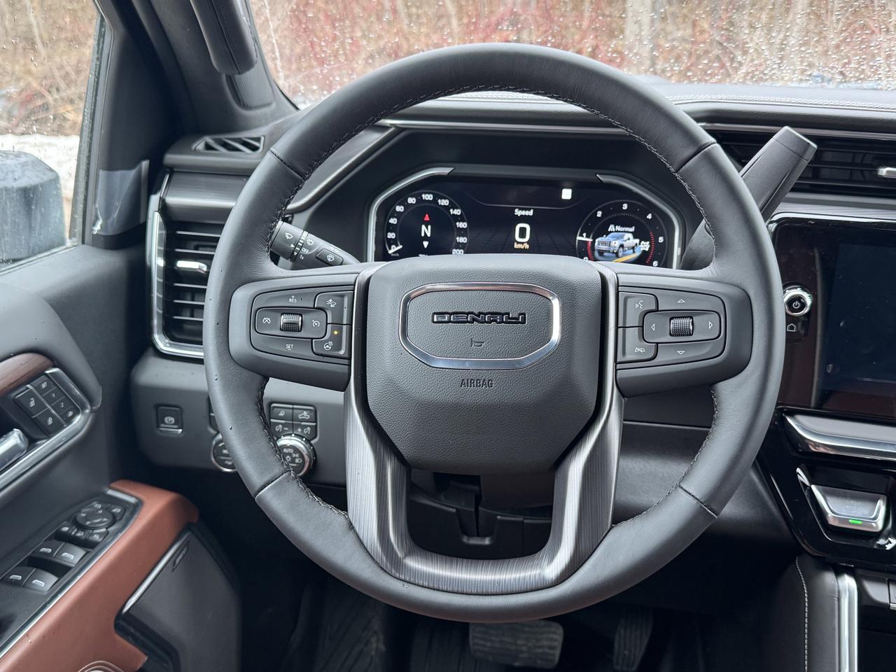 2026 GMC SIERRA 2500HD Denali Ultimate Photo