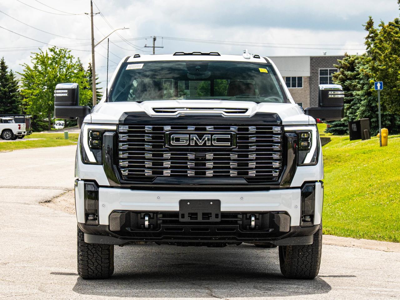 2026 GMC SIERRA 2500HD Denali Ultimate Photo