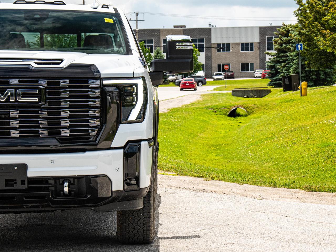 2026 GMC SIERRA 2500HD Denali Ultimate Photo