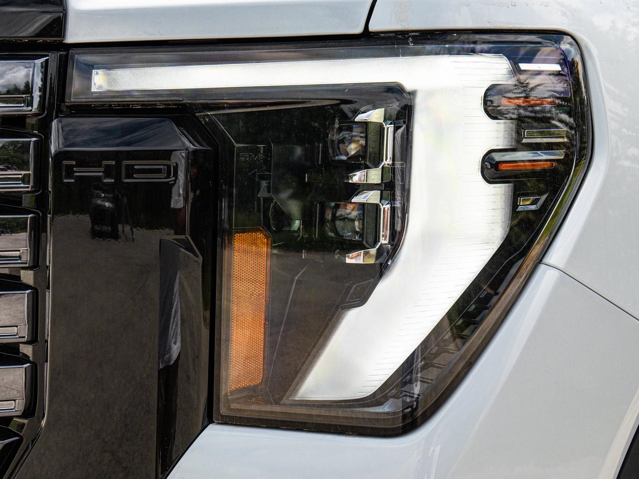 2026 GMC SIERRA 2500HD Denali Ultimate Photo