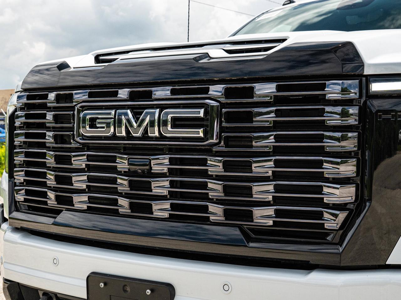 2026 GMC SIERRA 2500HD Denali Ultimate Photo