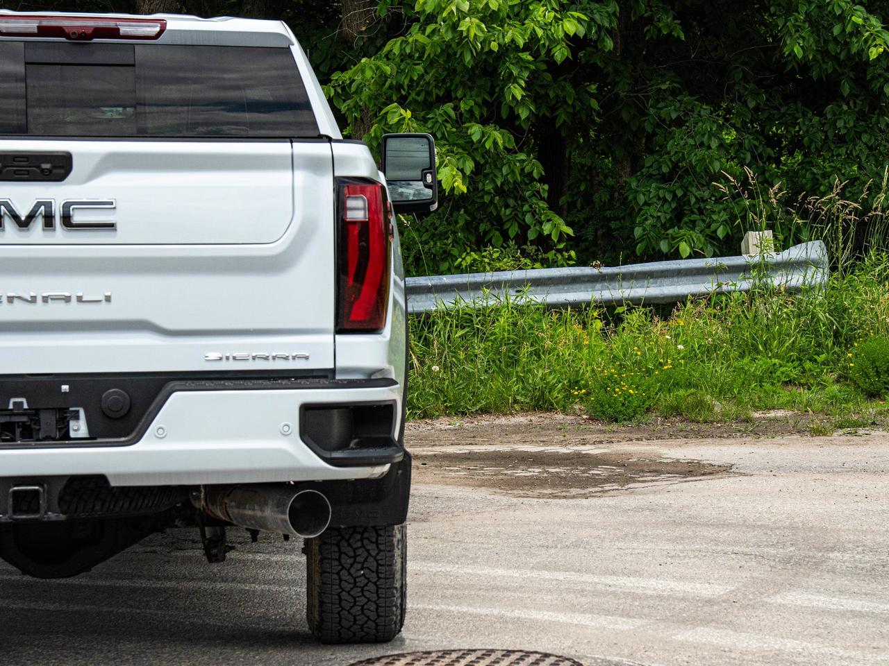 2026 GMC SIERRA 2500HD Denali Ultimate Photo