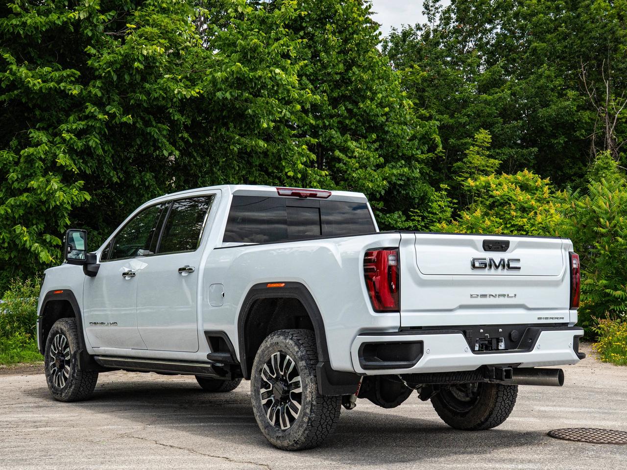 2026 GMC SIERRA 2500HD Denali Ultimate Photo