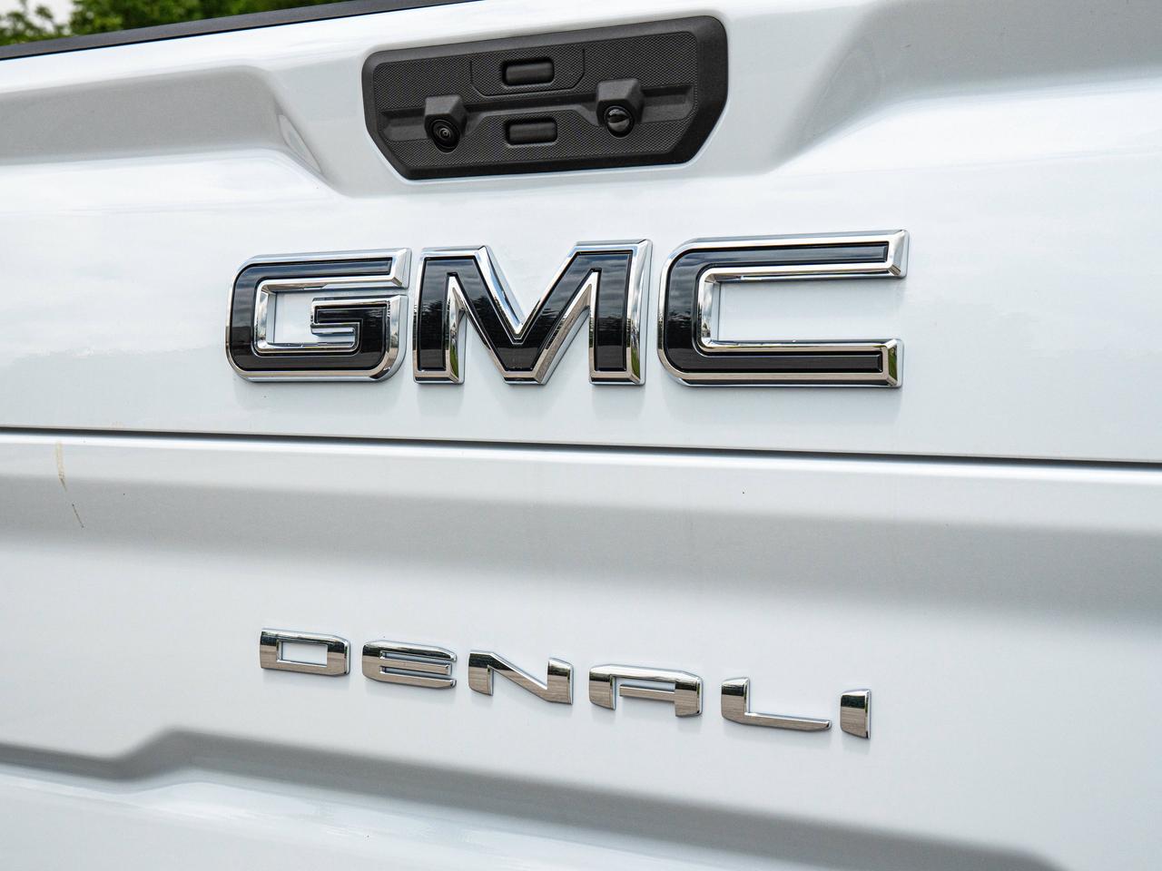 2026 GMC SIERRA 2500HD Denali Ultimate Photo