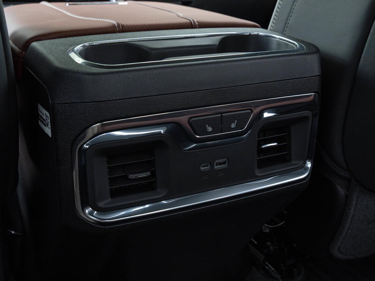 2026 GMC SIERRA 2500HD Denali Ultimate Photo