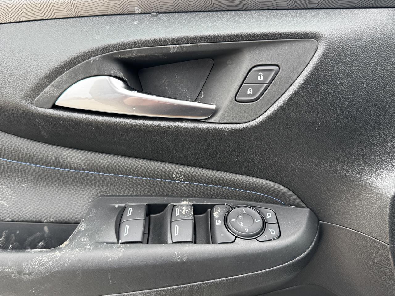 2026 Buick Envista Sport Touring Photo