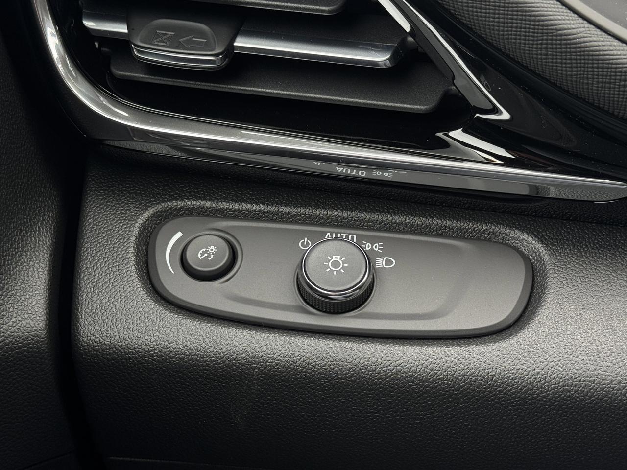 2026 Buick Envista Avenir Photo