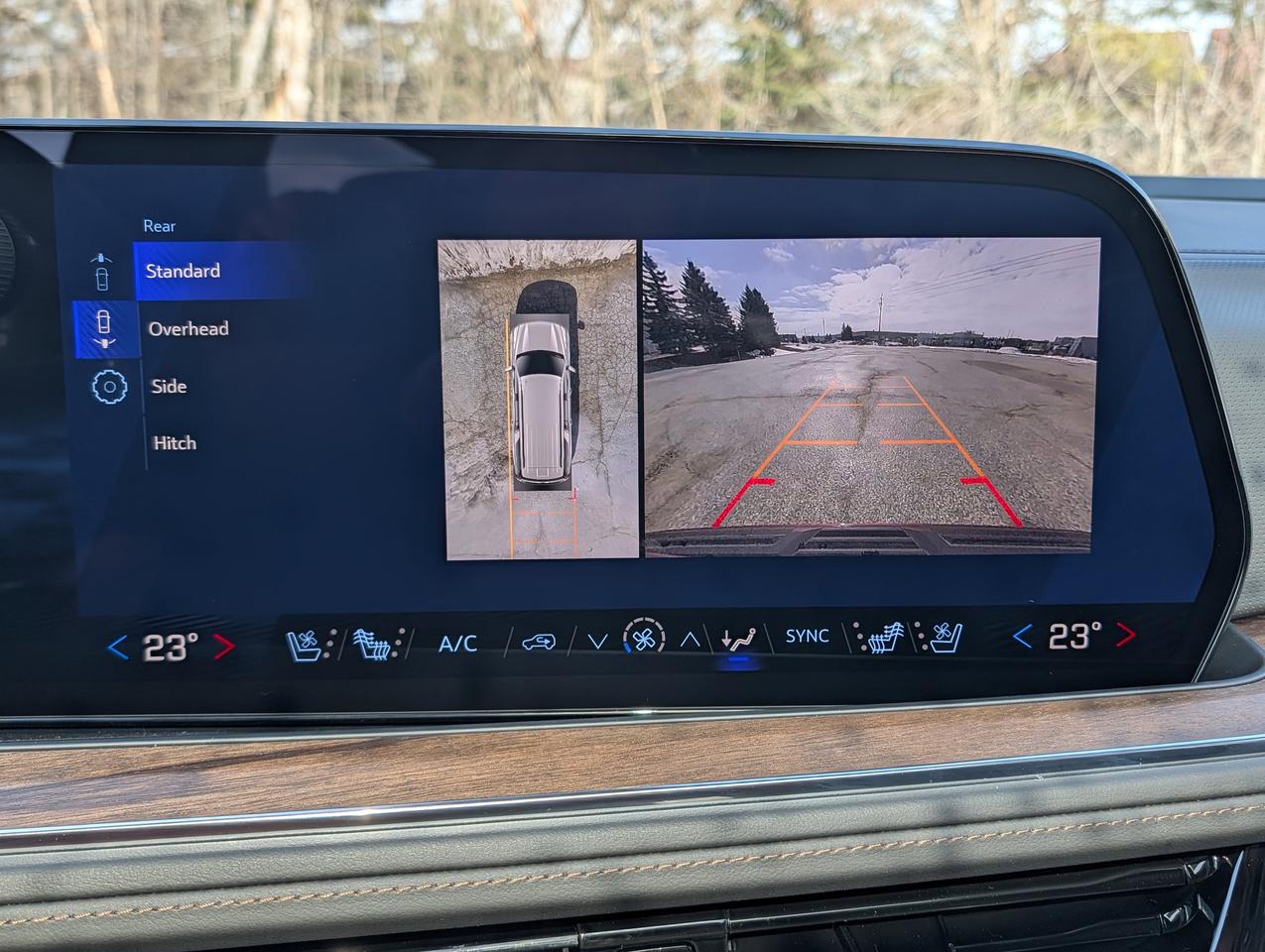 2026 Chevrolet Suburban High Country Photo