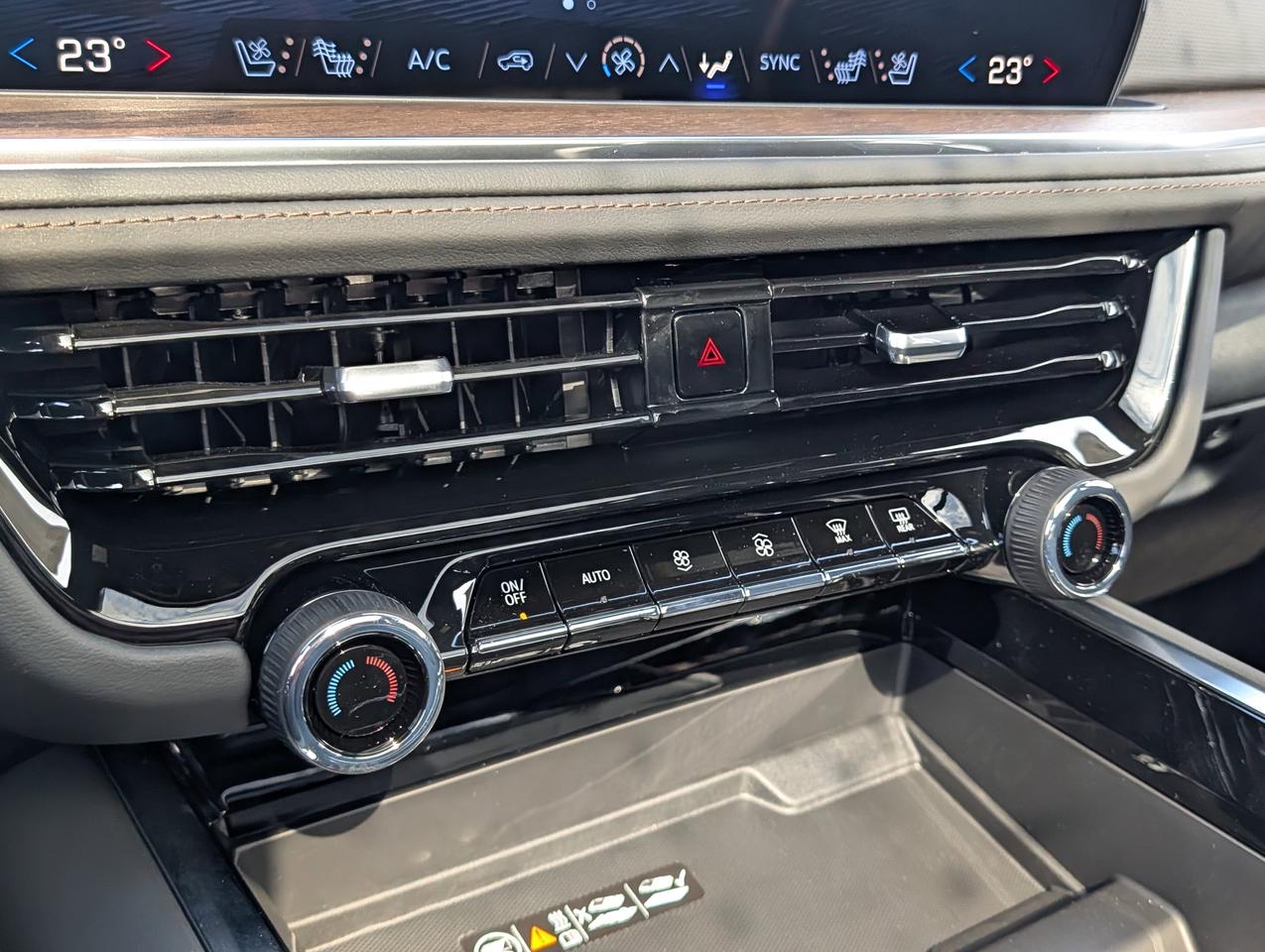 2026 Chevrolet Suburban High Country Photo