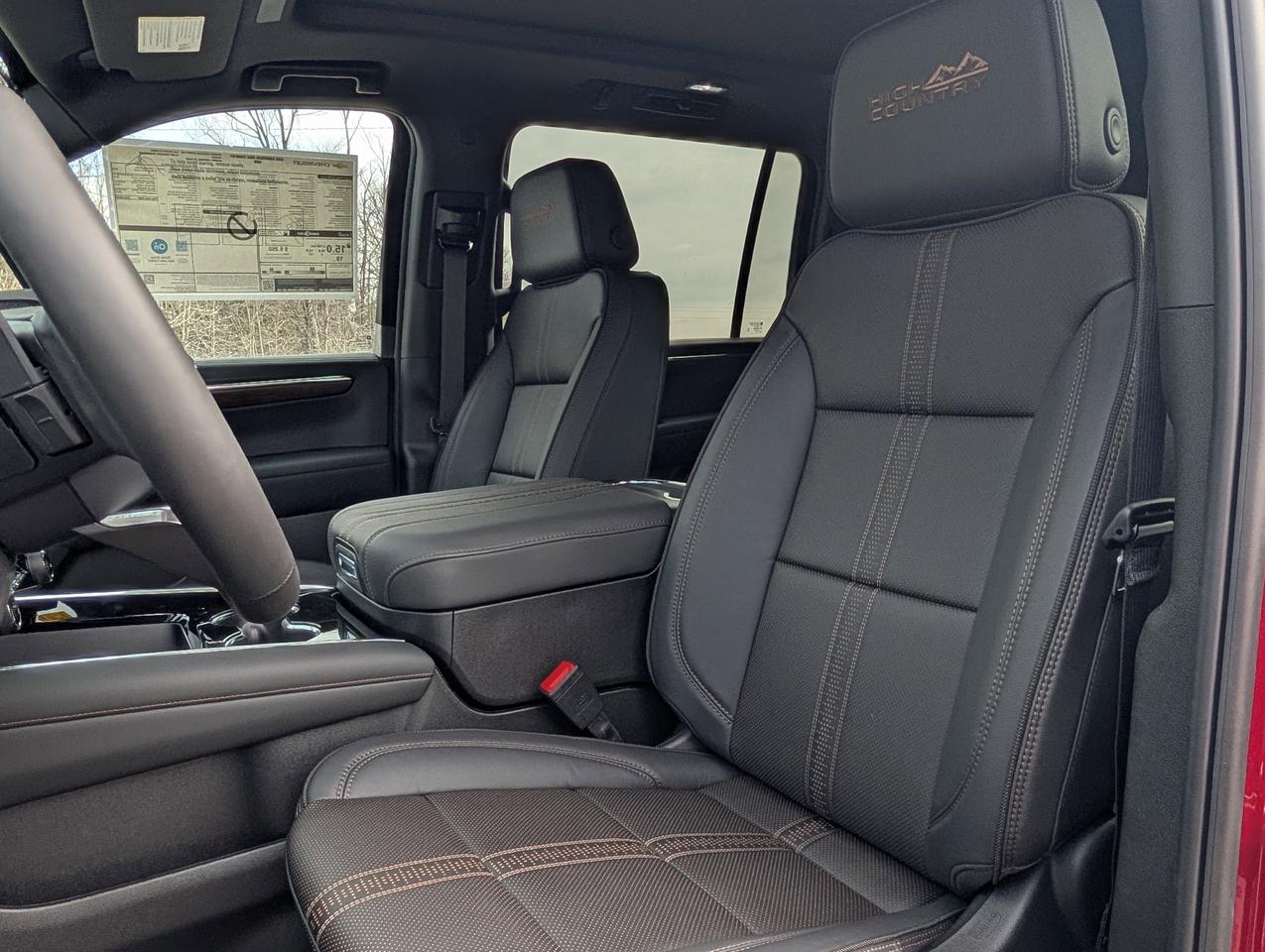 2026 Chevrolet Suburban High Country Photo