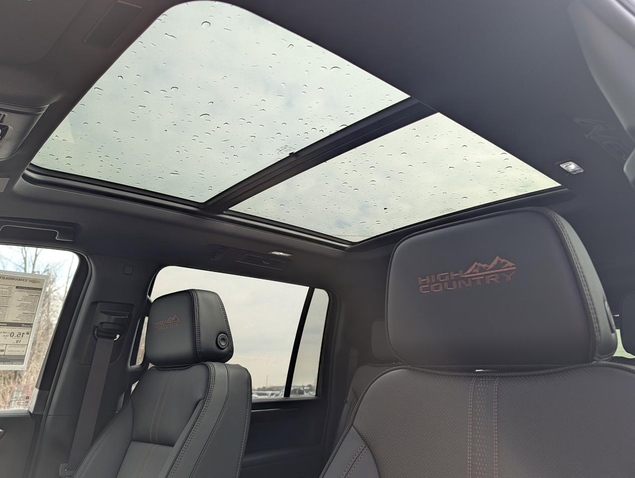 2026 Chevrolet Suburban High Country Photo