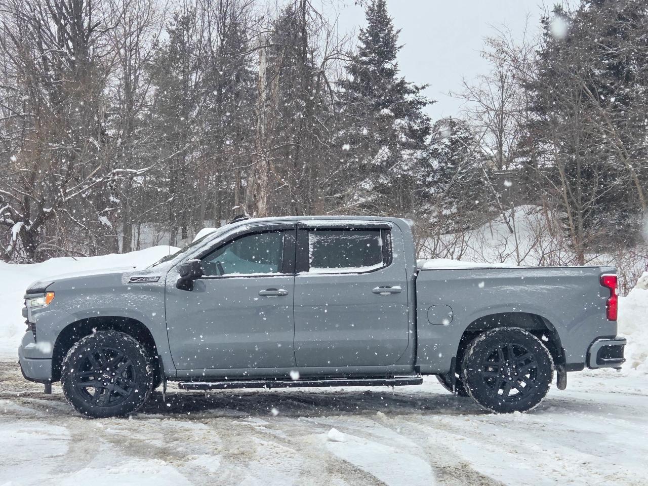 2024 Chevrolet Silverado 1500 RST Photo