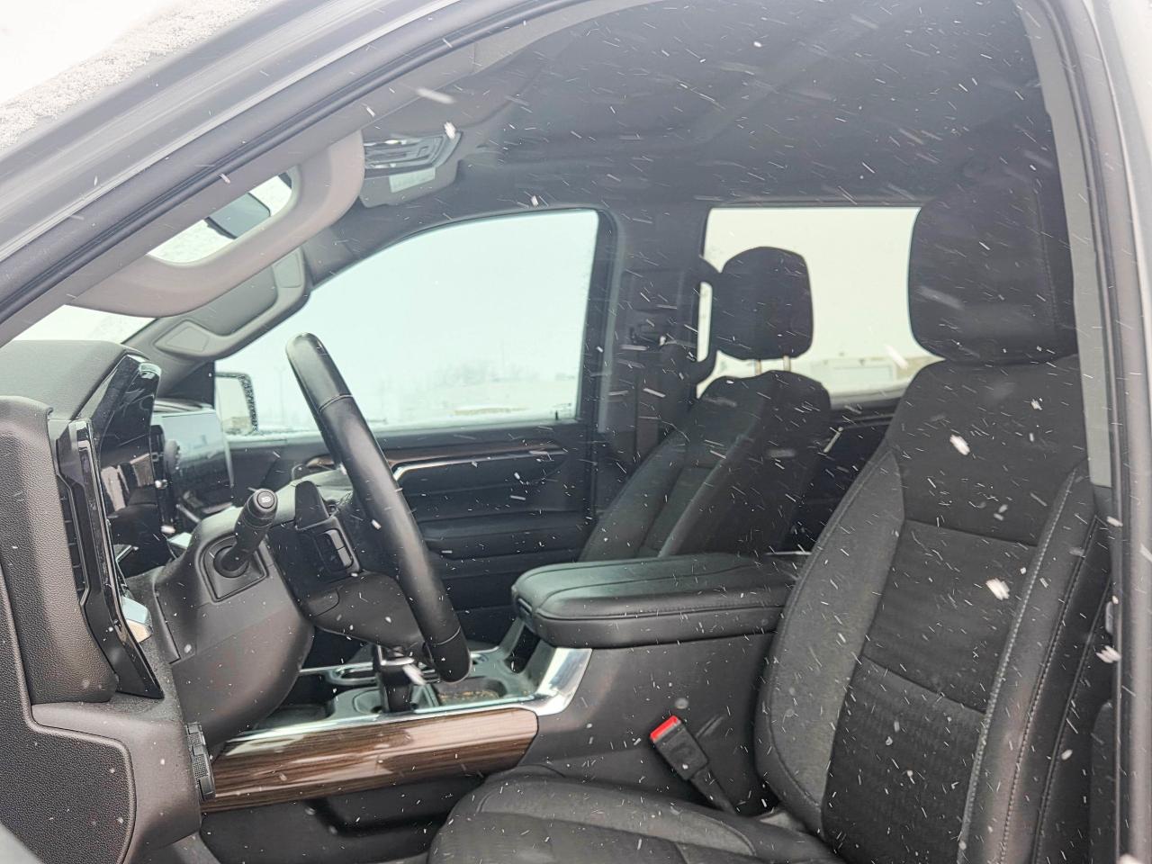 2024 Chevrolet Silverado 1500 RST Photo