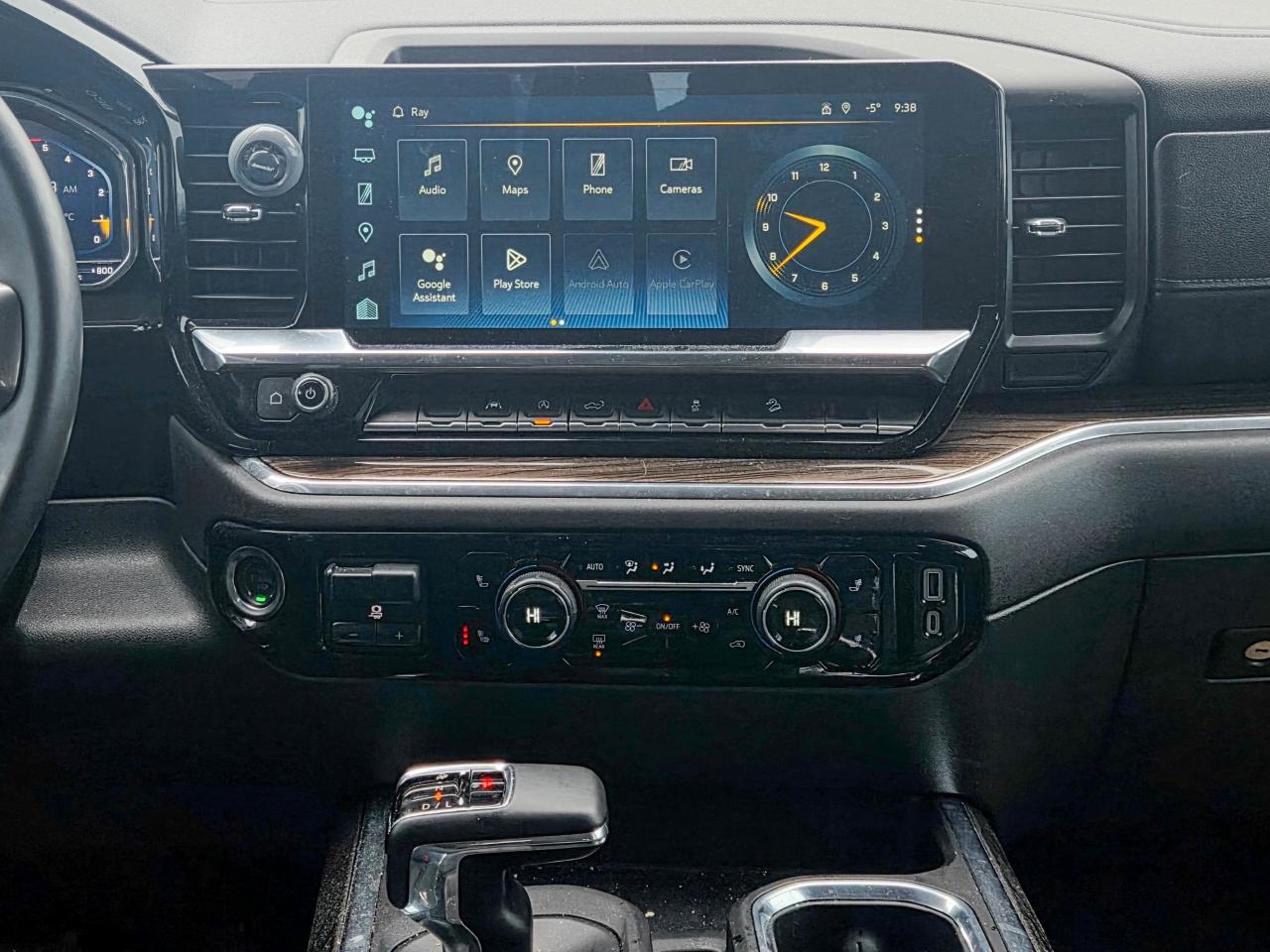 2024 Chevrolet Silverado 1500 RST Photo