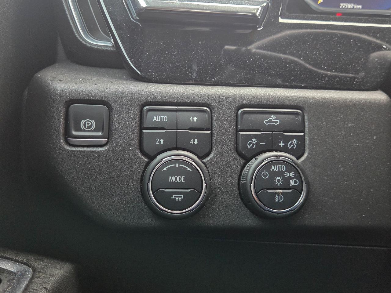 2024 Chevrolet Silverado 1500 RST Photo