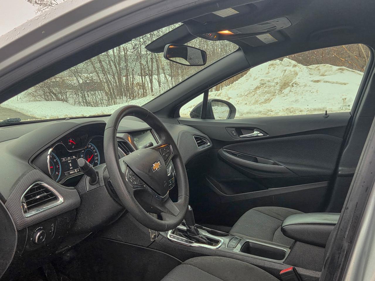 2018 Chevrolet Cruze LT Photo